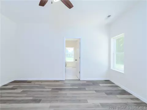 Entry Way - 7 Oak Tree Ln, Eldon, MO 65026 photo 1 of 5