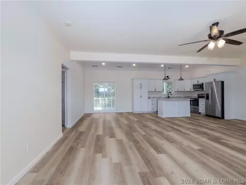 Living - 7 Oak Tree Ln, Eldon, MO 65026 photo 1 of 10