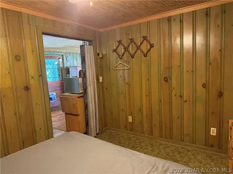 27 Phys Ed Cir, Edwards, MO 65326 photo 28