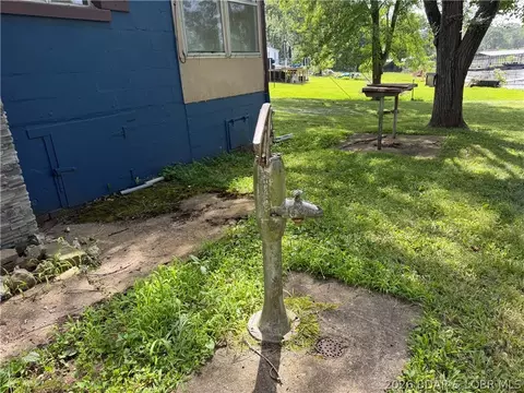 27 Phys Ed Cir, Edwards, MO 65326 photo 5