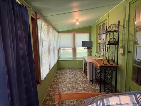 27 Phys Ed Cir, Edwards, MO 65326 photo 13
