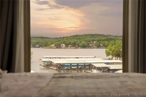 40 Robinwood Dr #1C, Lake Ozark, MO 65049