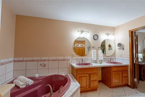 Bath - 27758 Pershing Dr, Rocky Mount, MO 65072 photo 6 of 9