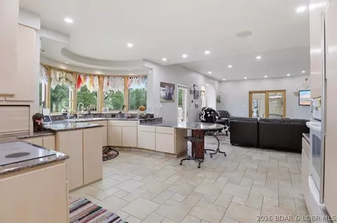 Kitchen - 2721 Highway 52, Eldon, MO 65026 photo 7 of 8
