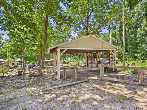 Exterior - 3584 Walnut Hills Rd, Stover, MO 65078 photo 5 of 11