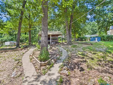 Exterior - 3584 Walnut Hills Rd, Stover, MO 65078 photo 8 of 11