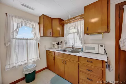 Kitchen - 1146 Stoddard Ln, Edwards, MO 65326 photo 2 of 3