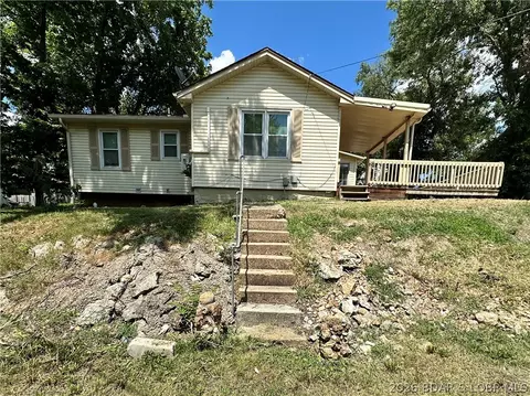 126 W Osage St, Warsaw, MO 65355