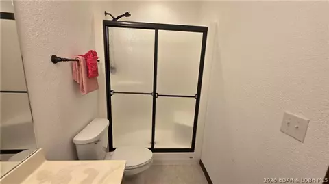 Bath - 29810 Shelladay Dr, Rocky Mount, MO 65072 photo 6 of 8