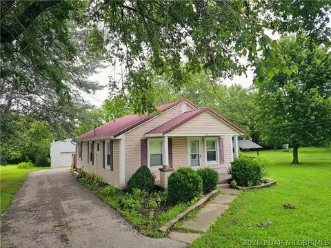 609 4th St, Eldon, MO 65026 photo 1