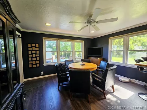 609 4th St, Eldon, MO 65026 photo 4