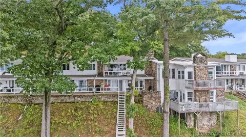 91 Wheel House Cir #4, Lake Ozark, MO 65049