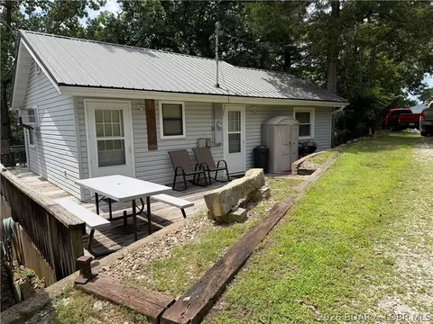 29130 Sand Cedar Rd, Gravois Mills, MO 65037