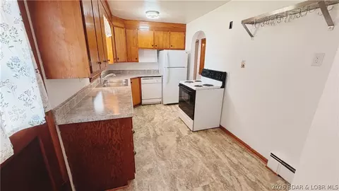 304 Spruce St, Eldon, MO 65026 photo 8