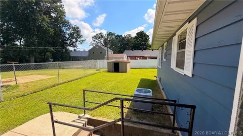 304 Spruce St, Eldon, MO 65026 photo 22