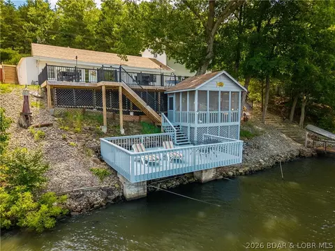 1282 Mel Dor Acres Dr, Climax Springs, MO 65324