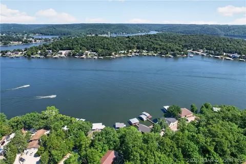 View/Area - 1688 Boot Dr, Camdenton, MO 65020 photo 3 of 3