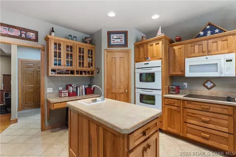 Kitchen - 46 Black Rd, Kaiser, MO 65047 photo 5 of 5