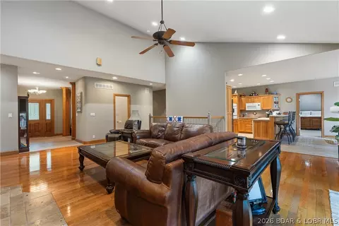 Entry Way - 46 Black Rd, Kaiser, MO 65047 photo 1 of 3