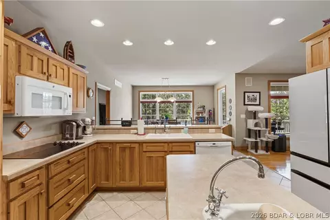 Kitchen - 46 Black Rd, Kaiser, MO 65047 photo 3 of 5