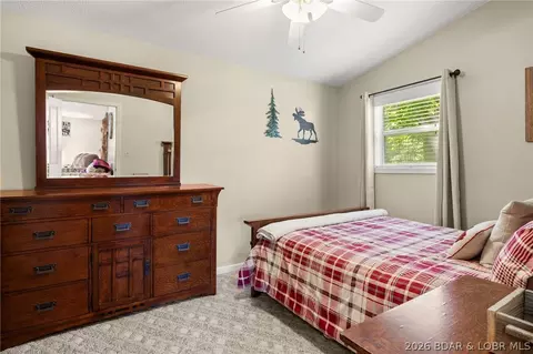 Bedroom - 31722 Barclay Loop, Warsaw, MO 65355 photo 4 of 5