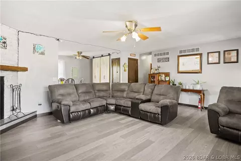Living - 59 Oak Hill Rd, Eldon, MO 65026 photo 2 of 3