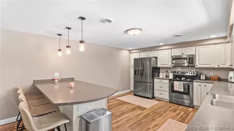Kitchen - 39 Willow Tree Rd, Iberia, MO 65486 photo 2 of 8