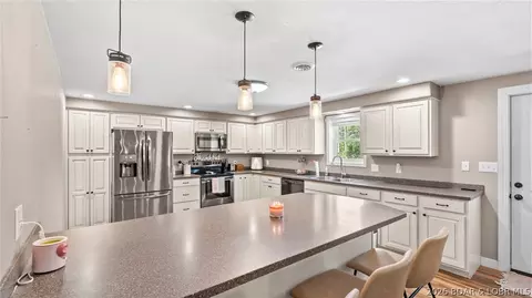 Kitchen - 39 Willow Tree Rd, Iberia, MO 65486 photo 1 of 8