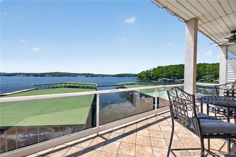 214 Emerald Bay Dr #2B, Lake Ozark, MO 65049