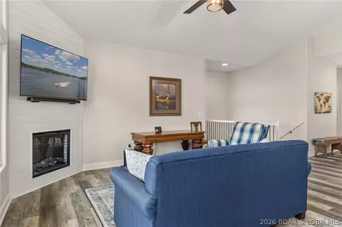 Living - 76 Barolo Ln, Camdenton, MO 65020 photo 2 of 2