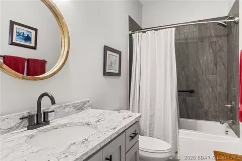 Bath - 76 Barolo Ln, Camdenton, MO 65020 photo 3 of 4
