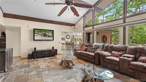 Living - 109 Hawk Cir, Lake Ozark, MO 65049 photo 2 of 2