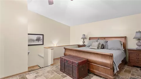 Bedroom - 109 Hawk Cir, Lake Ozark, MO 65049 photo 4 of 14
