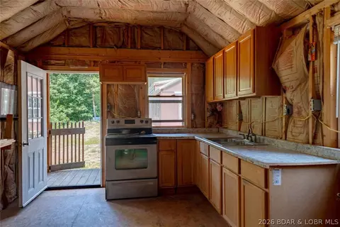 Entry Way - 19145 Strawberry Fields Dr, Barnett, MO 65011 photo 7 of 7