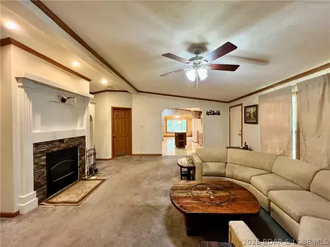 Living - 26985 Ivy Bend Rd, Stover, MO 65078 photo 2 of 4