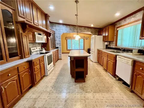 Kitchen - 26985 Ivy Bend Rd, Stover, MO 65078 photo 1 of 5