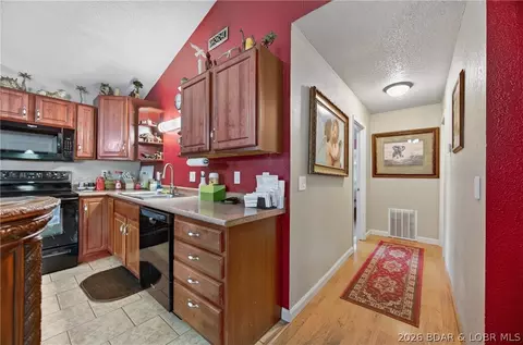 Entry Way - 91 Hackberry Trace Rd, Montreal, MO 65591 photo 3 of 3