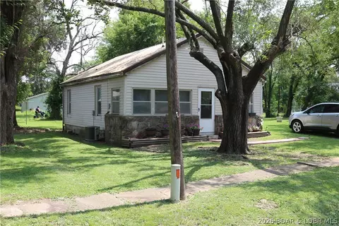 Other - 516 S Burke St, Versailles, MO 65084 photo 4 of 14