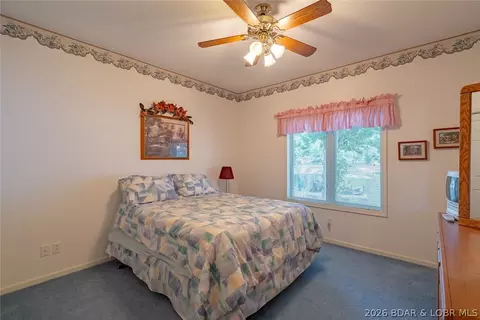 Bedroom - 643 Heron Estates Dr, Camdenton, MO 65020 photo 3 of 8