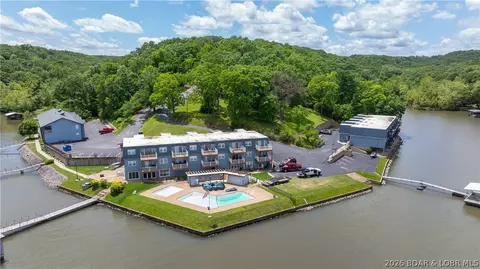 86 Henrys Way #1-E, Linn Creek, MO 65052