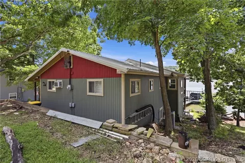 Exterior - 32064 Venture Rd, Stover, MO 65078 photo 2 of 7