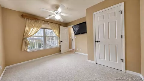 Bedroom - 4800 Eagleview Dr #514, Osage Beach, MO 65065 photo 5 of 7