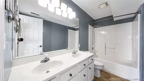 Bath - 4800 Eagleview Dr #514, Osage Beach, MO 65065 photo 1 of 2