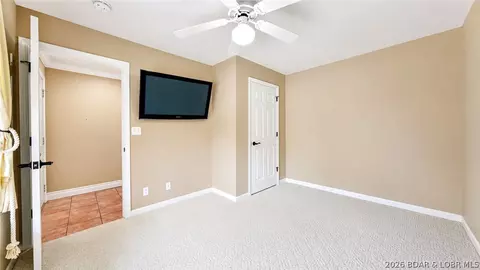 Bedroom - 4800 Eagleview Dr #514, Osage Beach, MO 65065 photo 4 of 7