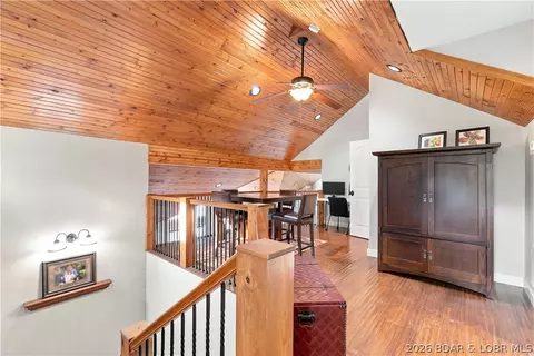 Entry Way - 423 Kona Cv, Roach, MO 65787 photo 7 of 7