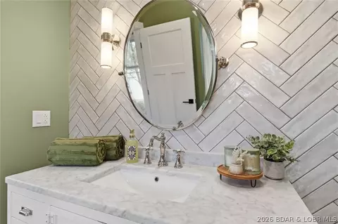 Bath - 10603 High St, Eugene, MO 65032 photo 13 of 14