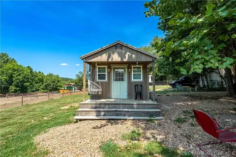 Exterior - 191 Masters Creek Ln, Edwards, MO 65326 photo 9 of 11