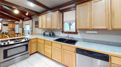 Kitchen - 191 Masters Creek Ln, Edwards, MO 65326 photo 2 of 2
