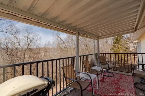 Exterior - 25 View Dr, Camdenton, MO 65020 photo 5 of 9