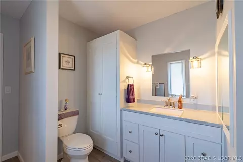 Bath - 25 View Dr, Camdenton, MO 65020 photo 3 of 6